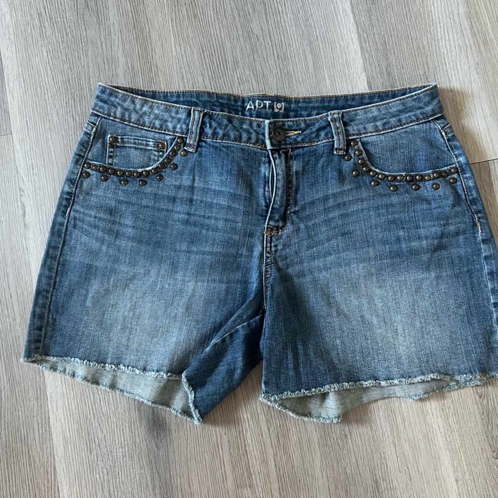 Apt. 9 Women's Blue Studded Jean Shorts